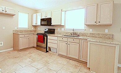 2404 Trailwood Dr, Cantonment, FL 32533 - photo 3