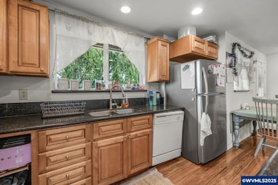 1664 SW Sesame St, McMinnville, OR 97128 - photo 6