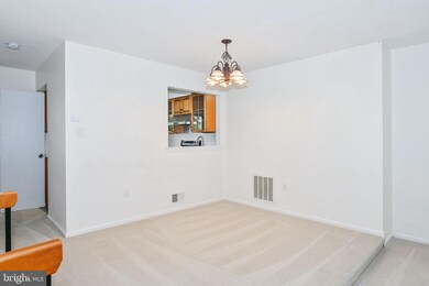 13997 Gunners Place, Centreville, VA 20121 - photo 7