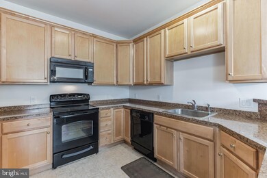 714 Van Gogh Ct unit 714, Williamstown, NJ 08094 - photo 6
