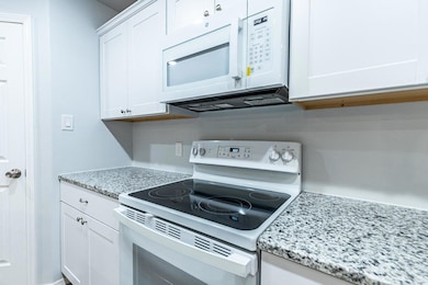 5517 Kemper St unit A, Lubbock, TX 79416 - photo 4