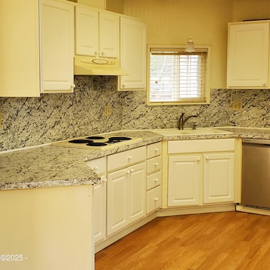 170 NE 69th Place, Newport, OR 97365 - photo 6