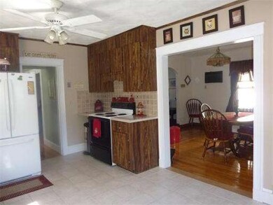 11 Coolidge St, Everett, MA 02149 - photo 6