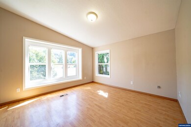 419 W Main St, Lyons, OR 97358 - photo 4