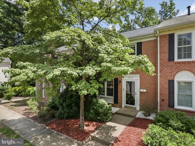 2425 Ansdel Ct, Reston, VA 20191 - photo 7