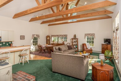 1627 Wagner Bridge Rd, Waldoboro - Hang