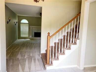 9414 Swarner Dr, Lenexa, KS 66219 - photo 3