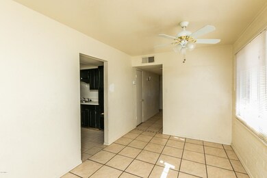 4810 N 57th Dr-5