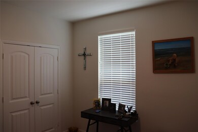 817 Holbrook Rd, Springtown, TX 76082 - photo 3