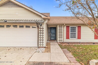 100 Carriage Dr, Jacksonville, NC 28546 - photo 4