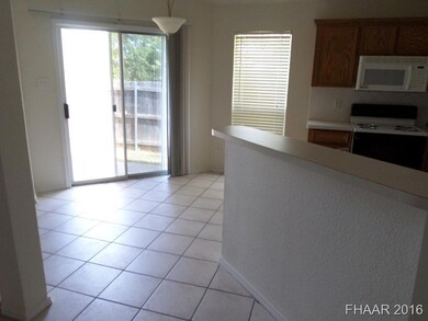 Kitchen Dining Area