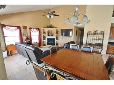 11425 Jack Cupit Ln, El Paso, TX 79936 - photo 6