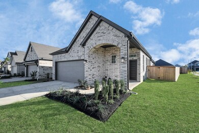 31127 Aumbrey Ivy Ct, Hockley, TX 77447 - photo 4