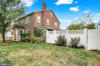 920 N West St, Carlisle, PA 17013 - photo 3