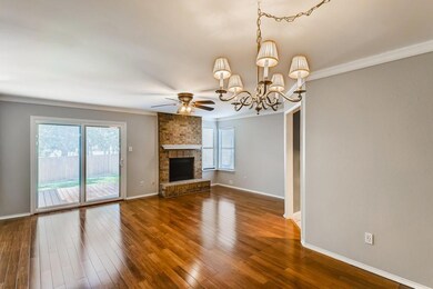 11 Greentree Ln, Bedford, TX 76021 - photo 3