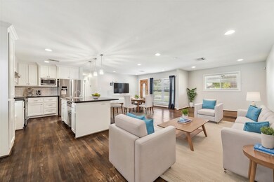 2210 Hewitt Dr, Houston, TX 77018 - photo 4