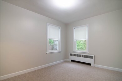 21 Winthrop St, Riverside, RI 02915 - photo 5
