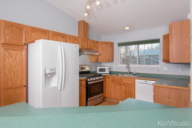 2281 Broadway-4