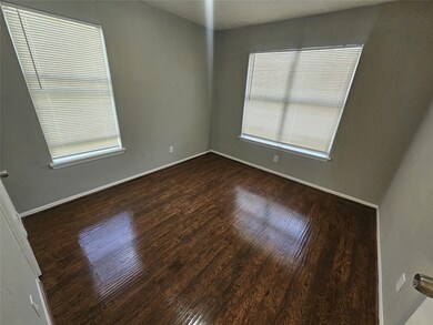 3631 N Macgregor Way unit 8, Houston, TX 77004 - photo 3