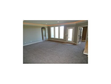 9709 Carbondale St, Lenexa, KS 66227 - photo 4