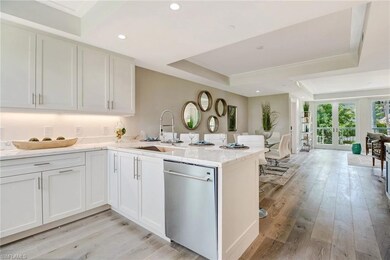 875 9th St S unit 101, Naples, FL 34102 - photo 5