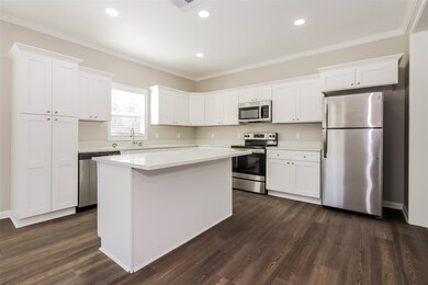 6613 Greenhurst St, Houston, TX 77091 - photo 7