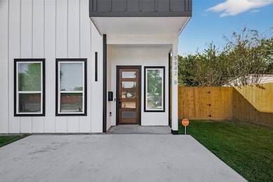 5642 Hirondel St, Houston, TX 77033 - photo 7