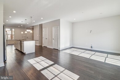 8025 Spring Arbor Dr, Laurel, MD 20707 - photo 5