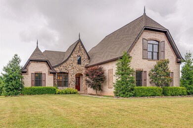 Gorgeous Contemporary style home