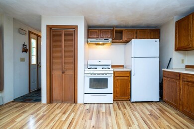 28 Beaver St, Salem, MA 01970 - photo 6