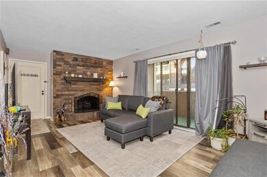 1410 20th St unit 2, West Des Moines, IA 50265 - photo 4