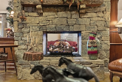 135 Serrano Ct, Weatherford, TX 76087 - photo 6