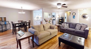 9012 Brighton Ct unit F, Melbourne, FL 32904 - photo 5