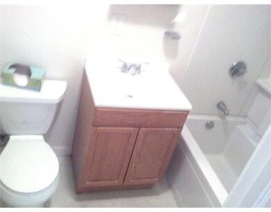 196 Hampshire St unit 1, Cambridge, MA 02139 - photo 4