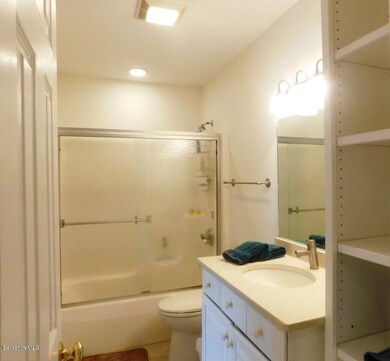 1st floor bath