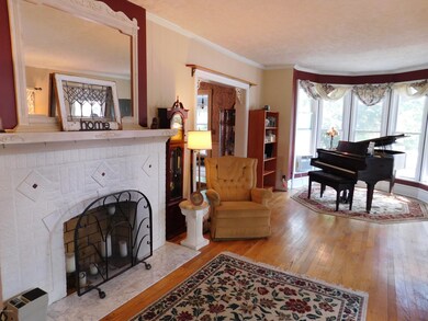 923 N Hudson St, Lowell, MI 49331 - photo 7