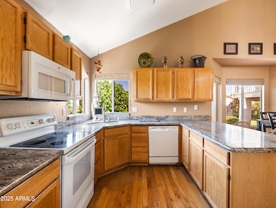 20404 N 28th Pl-13