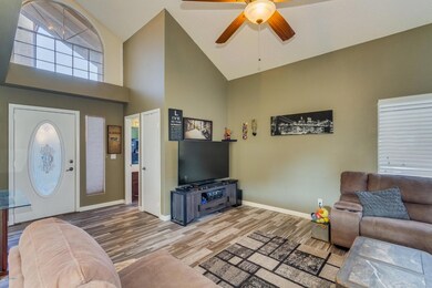 421 E Topeka Dr, Phoenix, AZ 85024 - photo 7