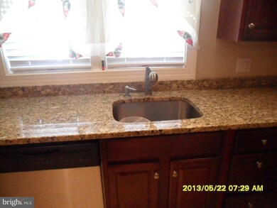 910 Mentor Ave, Capitol Heights, MD 20743 - photo 4