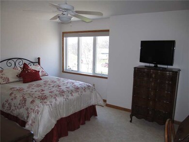 3753 Timbercrest Ct, Erie, PA 16506 - photo 7