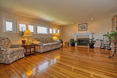 60 Walnut Rd, Swampscott, MA 01907 - photo 6