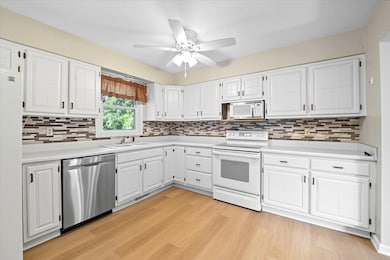 2614 Hiawatha Rd, Cedar Falls, IA 50613 - photo 6