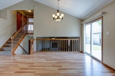 140 Matteson St, Dyer, IN 46311 - photo 5