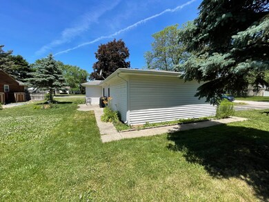 2507 Campbell St, Rolling Meadows, IL 60008 - photo 3