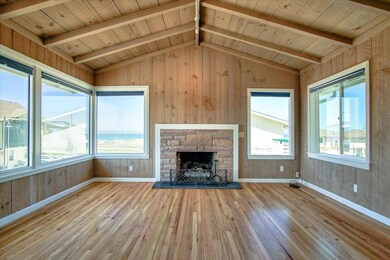 1875 Ocean View Ave, Seaside, CA 93955 - photo 3