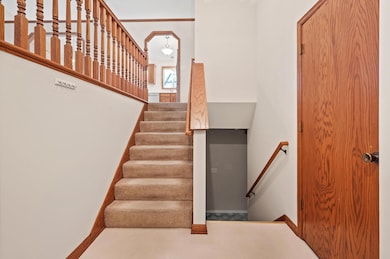 4427 7th St NE, Columbia Heights, MN 55421 - photo 3