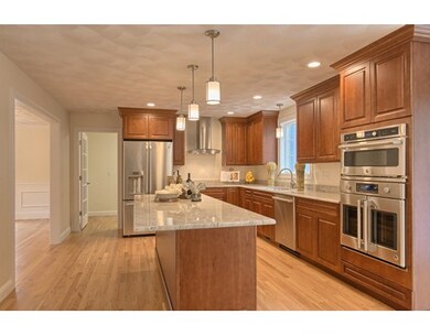 55 Winterberry Ln, Tewksbury, MA 01876 - photo 4