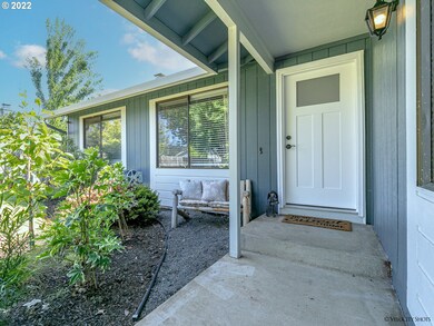 239 SW 12th Ave, Canby, OR 97013 - photo 3