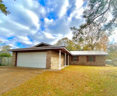 912 Cedar Hill Dr, Clinton, MS 39056 - photo 2