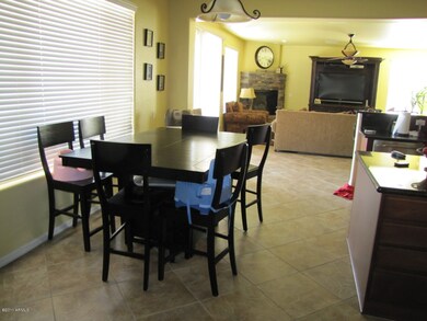 Eat-in Kitchen Area